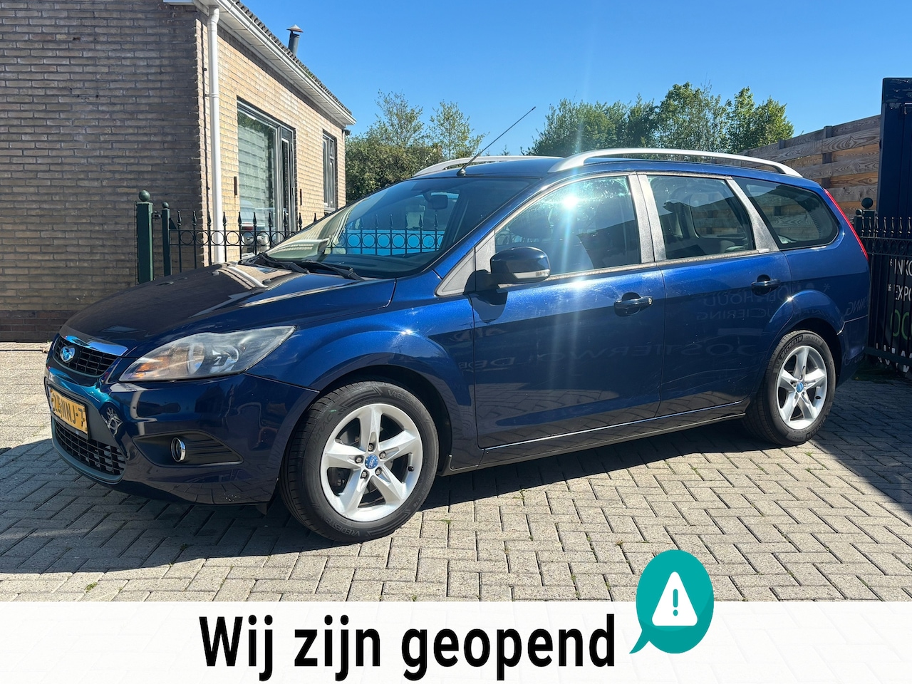 Ford Focus Wagon - 1.6 Comfort |trekhaak | airco | cruise | nw apk ! - AutoWereld.nl