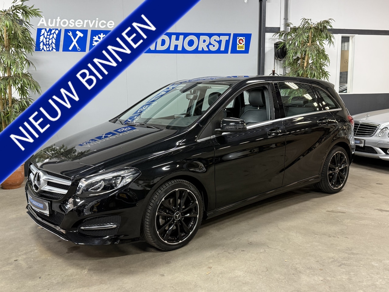 Mercedes-Benz B-klasse - 180 Ambition // Navi // Cruise // lm velgen - AutoWereld.nl