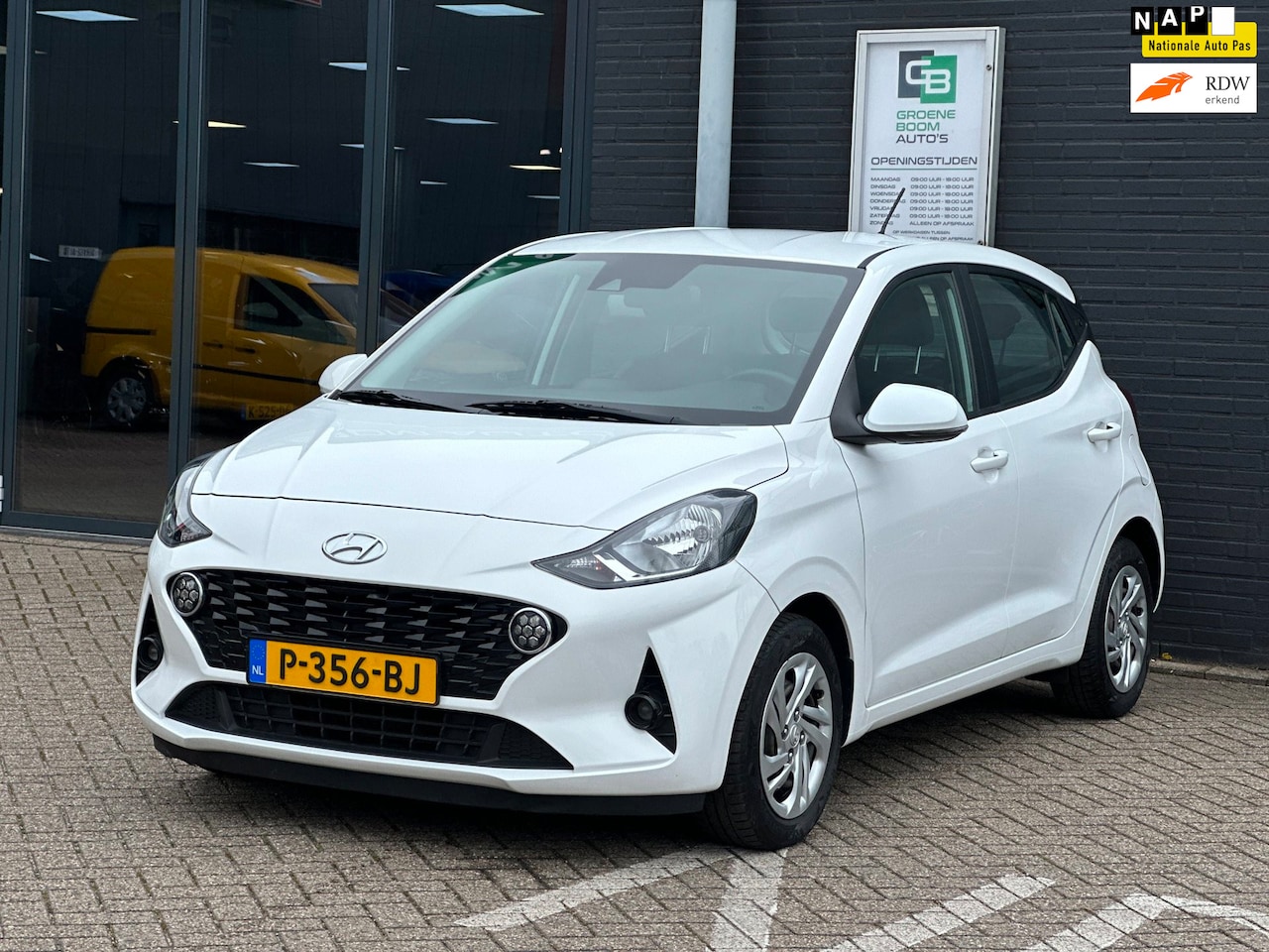 Hyundai i10 - 1.0 Comfort/1STE EIG/5-DRS/AIRCO/NL-AUTO NAP!! - AutoWereld.nl