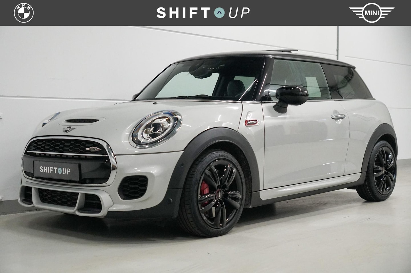MINI John Cooper Works - Mini 2.0 Panoramadak | Head Up | Comfort Access - AutoWereld.nl