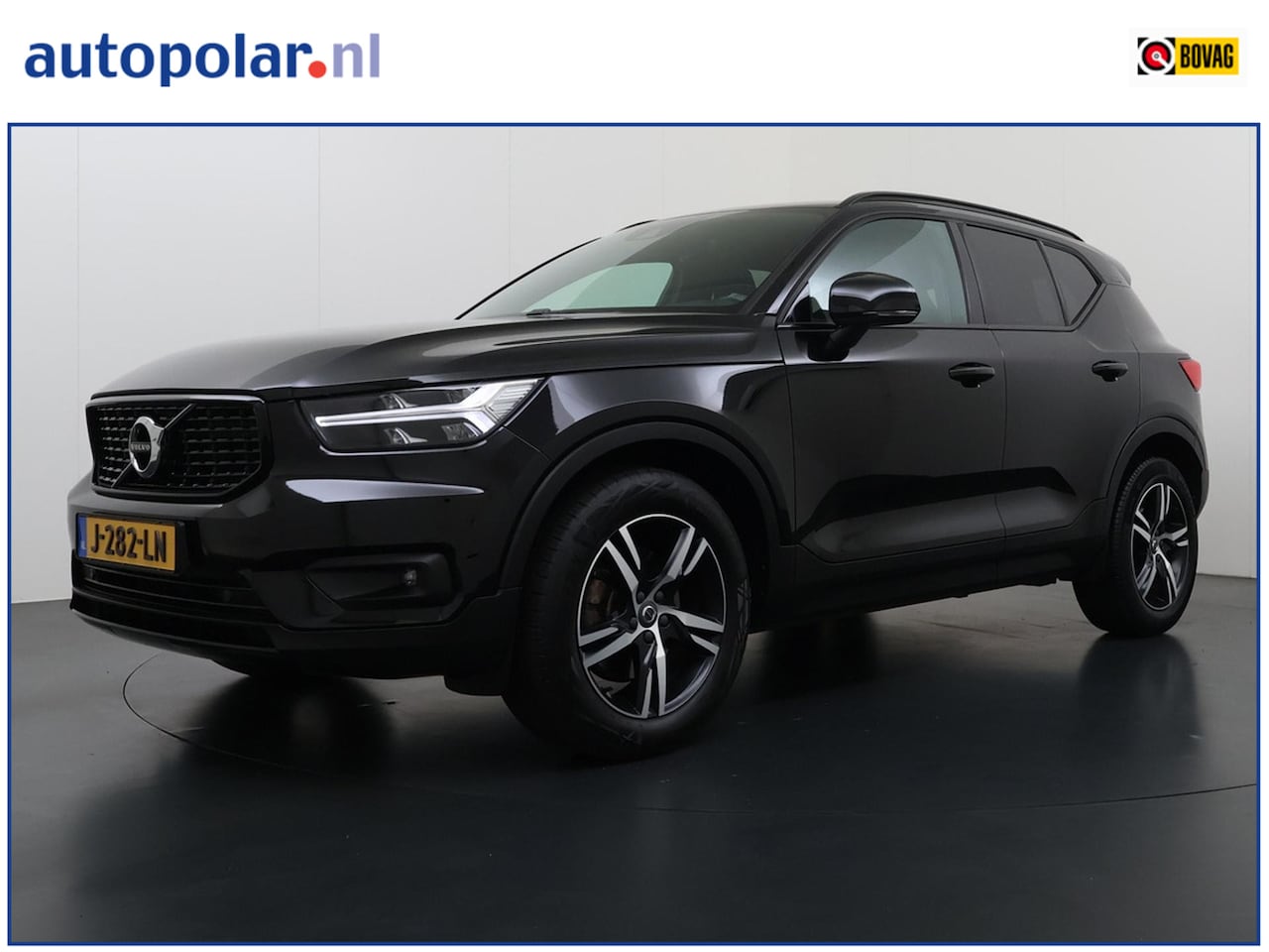Volvo XC40 - 2.0 T4 R-Design HarmanKardon/Carplay/Camera etc. - AutoWereld.nl