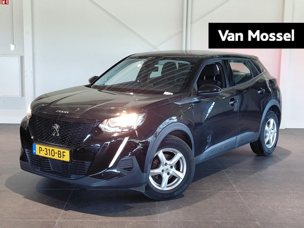 Peugeot 2008 - Active | Airco | Navigatie | Apple Carplay/Android Auto - AutoWereld.nl