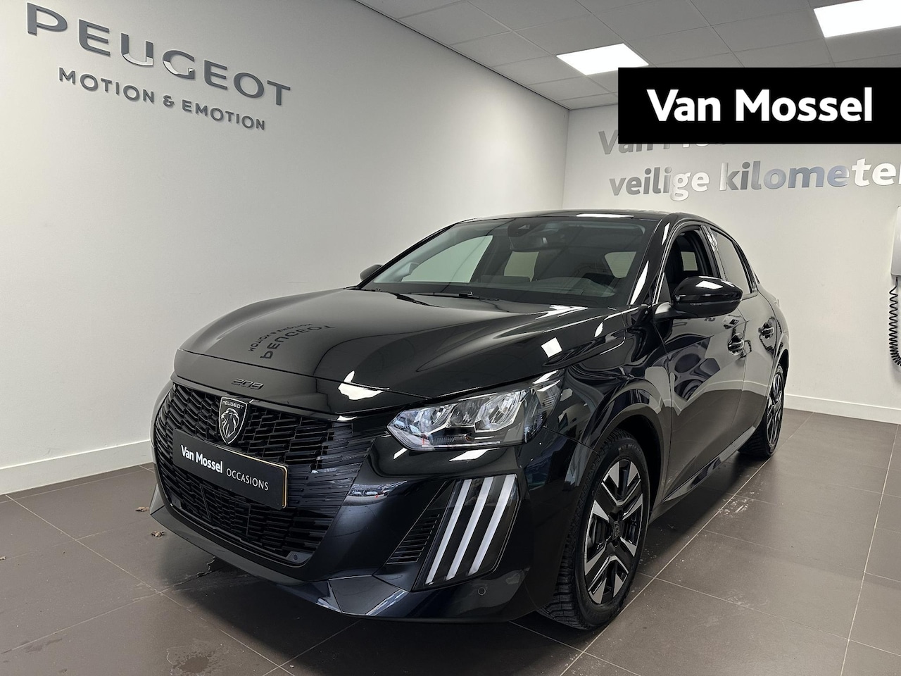 Peugeot 208 - 1.2 Hybrid 110 e-DCS6 Allure | navigatiesysteem | Apple Carplay/Android Auto | Camera voor - AutoWereld.nl