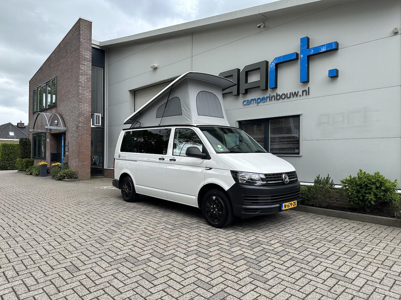 Volkswagen Transporter - 2.0 TDI L1H1 2.0 TDI L1H1 (Korte wielbasis) - AutoWereld.nl