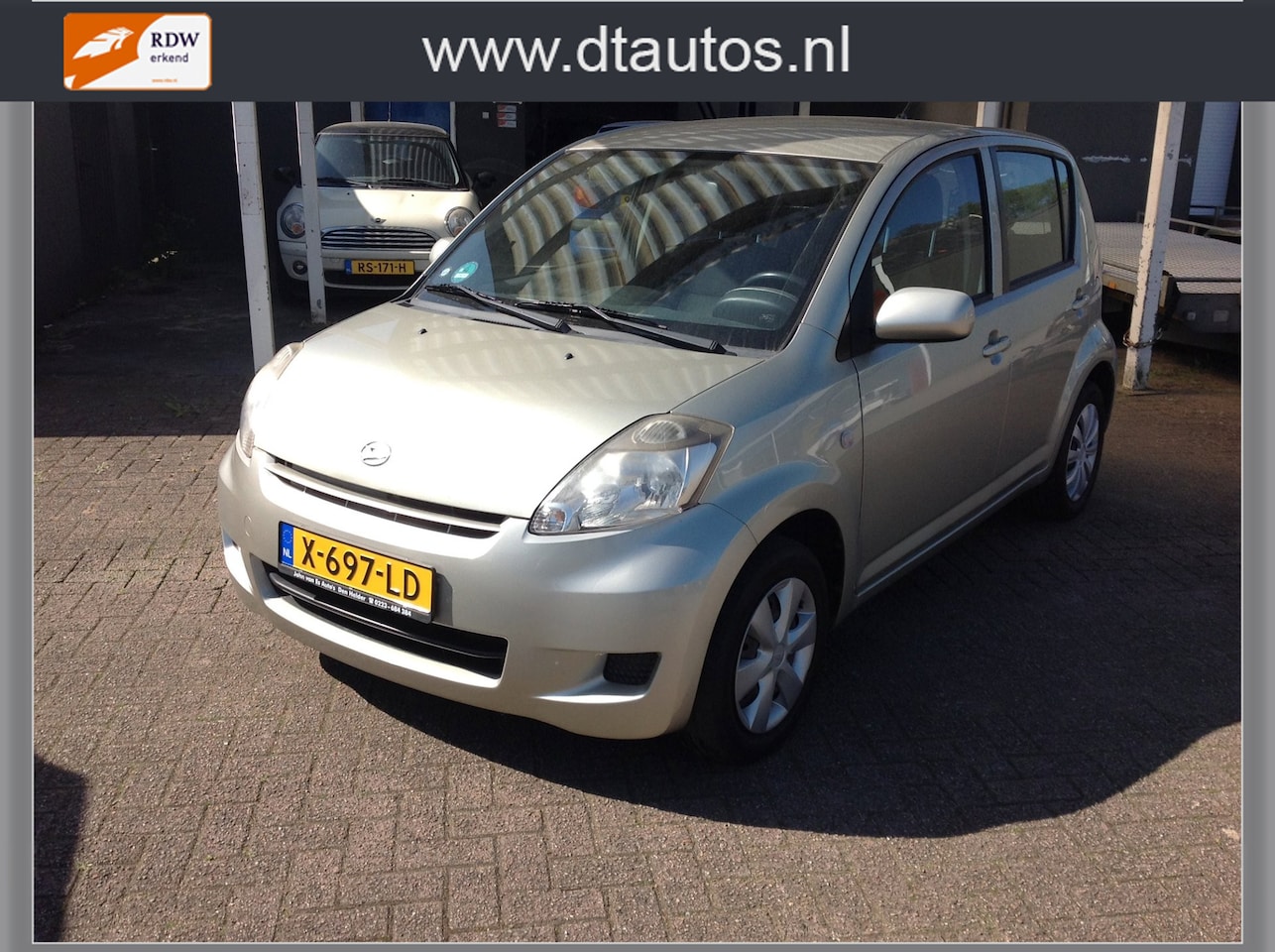 Daihatsu Sirion 2 - 1.3-16V Sense apk airco - AutoWereld.nl