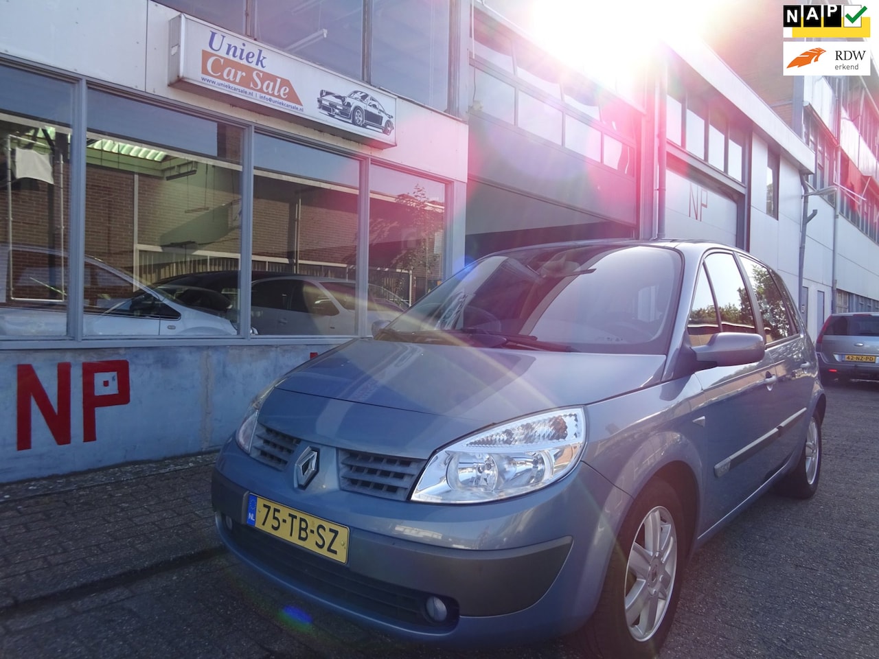 Renault Scénic - 1.6-16V Privilège Luxe 1.6-16V Privilège Luxe - AutoWereld.nl