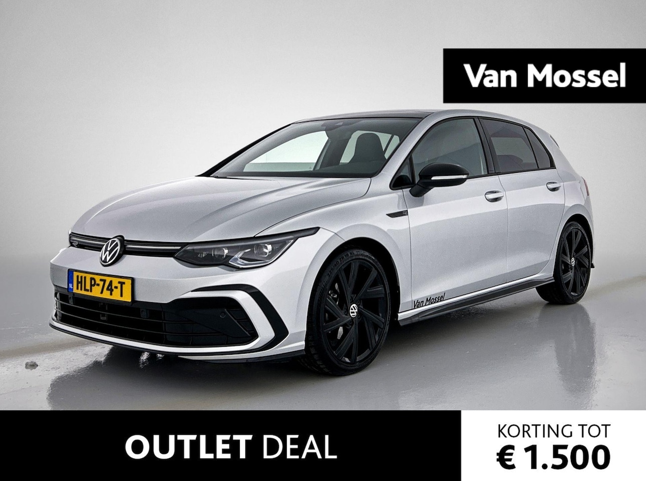 Volkswagen Golf - 1.5 eTSI R-Line Business | DEMO | APPLE CARPLAY | PANORAMADAK | IQ LIGHTS | BLACK STYLE DE - AutoWereld.nl