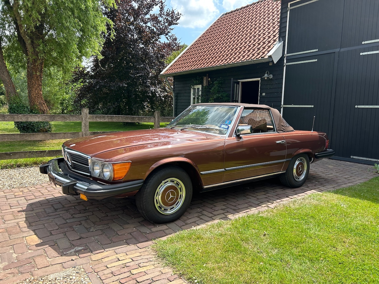 Mercedes-Benz SL-klasse - 450 SL R107 Roadster 1977 Oldtimer - AutoWereld.nl
