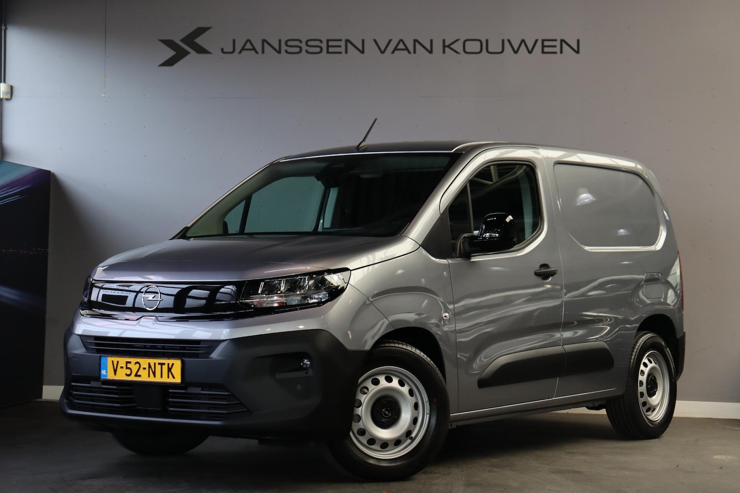 Opel Combo Electric - 136 L1 50kWh 2+6 jaar Garantie Camera Apple Carplay Climate Control - AutoWereld.nl