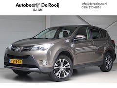 Toyota RAV4 - 2.0 Style 4WD Automaat Navigatie | Cruise control | Camera | Trekhaak | 4 Seizoenen banden