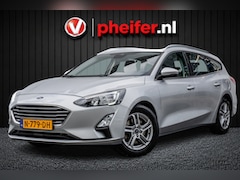 Ford Focus Wagon - 1.0 EcoBoost Hybrid Trend Edition Business Camera/ DAB+/ Cruise control/ AGR stoel/ Carpla