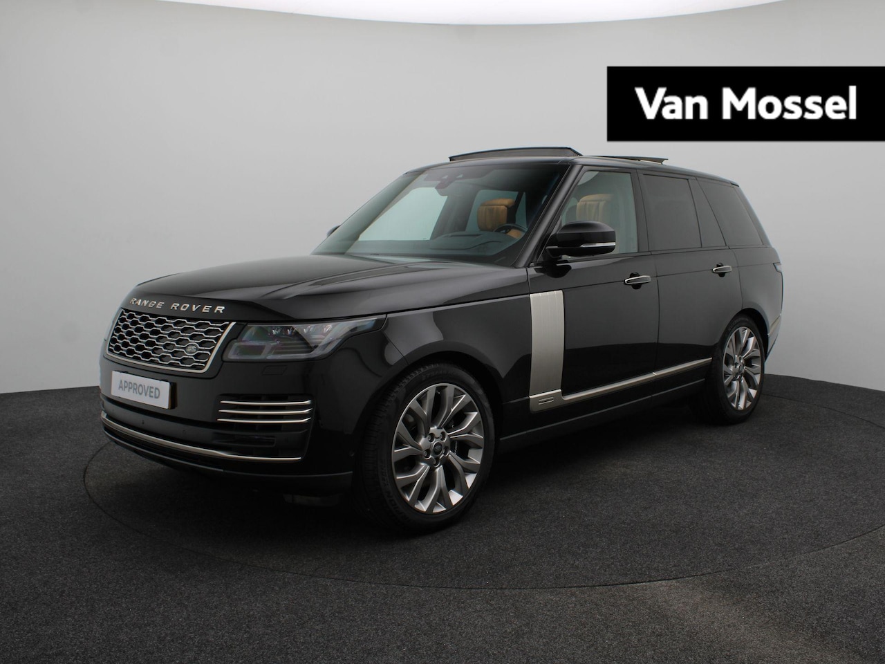 Land Rover Range Rover - P400e Fifty | Org NL auto | 1e Eigenaar | Dealeronderhouden | 21" | Executive Class Comfor - AutoWereld.nl