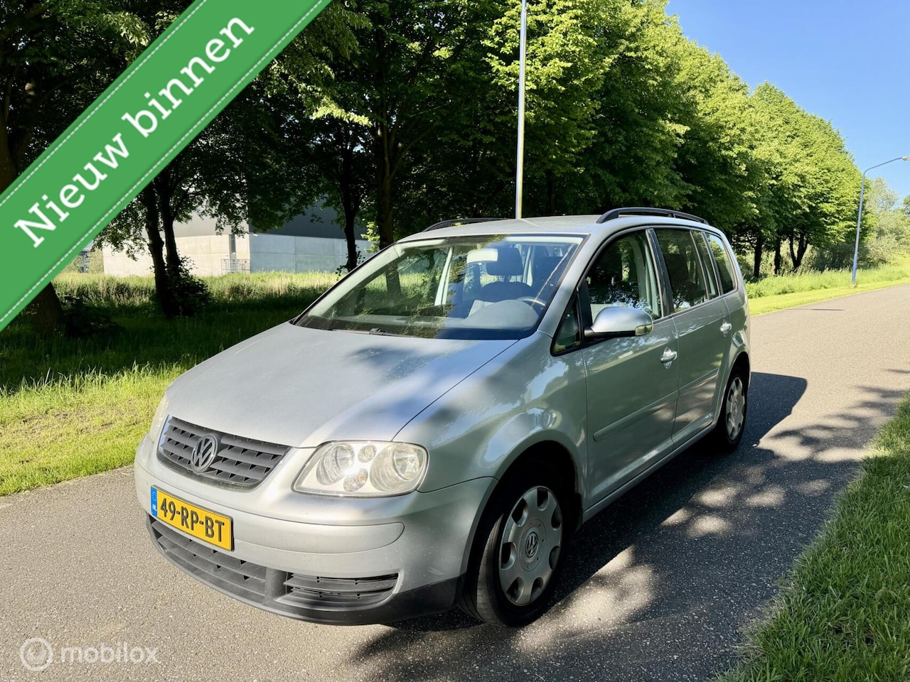 Volkswagen Touran - 1.6-16V FSI Trendline*AUTOMAAT*CRUISE CONTROL - AutoWereld.nl