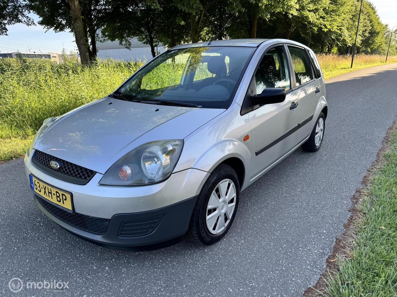 Ford Fiesta - 1.3-8V Cool&Sound*NAP*NEW APK 09/26*ELEK. RAMEN - AutoWereld.nl