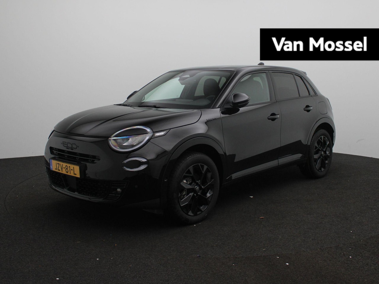 Fiat 600 - 1.2 Hybrid Sport | Alcantara | Stoelverwarming | Navigatie | Camera - AutoWereld.nl