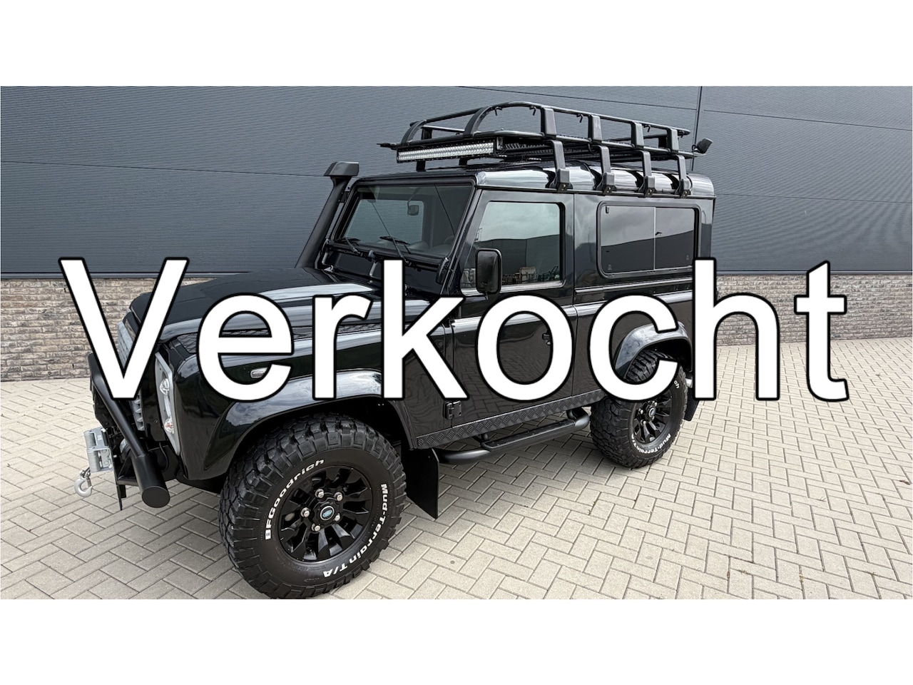 Land Rover Defender 90 - X-tech Airco / 4 persoons - AutoWereld.nl