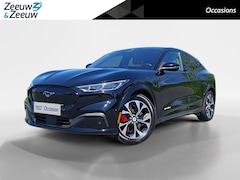 Ford Mustang Mach-E - Extended AWD 98 kWh Panoramadak | Trekhaak | 1500kg Trekgewicht | B&O | 19" Lichtmetalen v