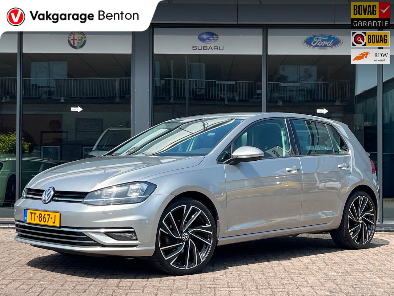 Volkswagen Golf - 1.0TSi 110pk AUTOMAAT/DSG Comfortline | Executive, Comfort & Spiegel pakket | Apple Carpla - AutoWereld.nl