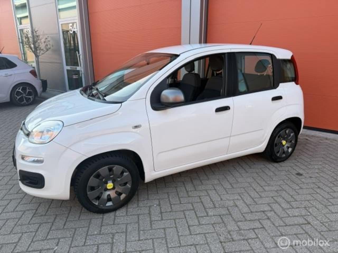 Fiat Panda - 0.9 TwinAir Young 115.000 KM NAP-AIRCO-APK 2027 - AutoWereld.nl