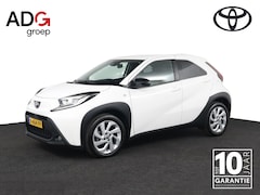 Toyota Aygo X - 1.0 VVT-i MT first | Apple Carplay/Android Auto | Parkeercamera | Climate Control |