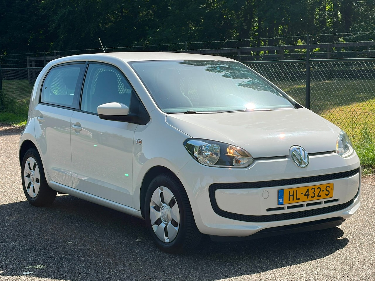 Volkswagen Up! - 1.0 high up! BlueMotion /5-Deurs/Airco/ - AutoWereld.nl