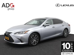 Lexus ES - 300h Business Line | 18 Inch Lichtmetalen velgen | Blind Spot Monitor | Stoel & stoelverwa