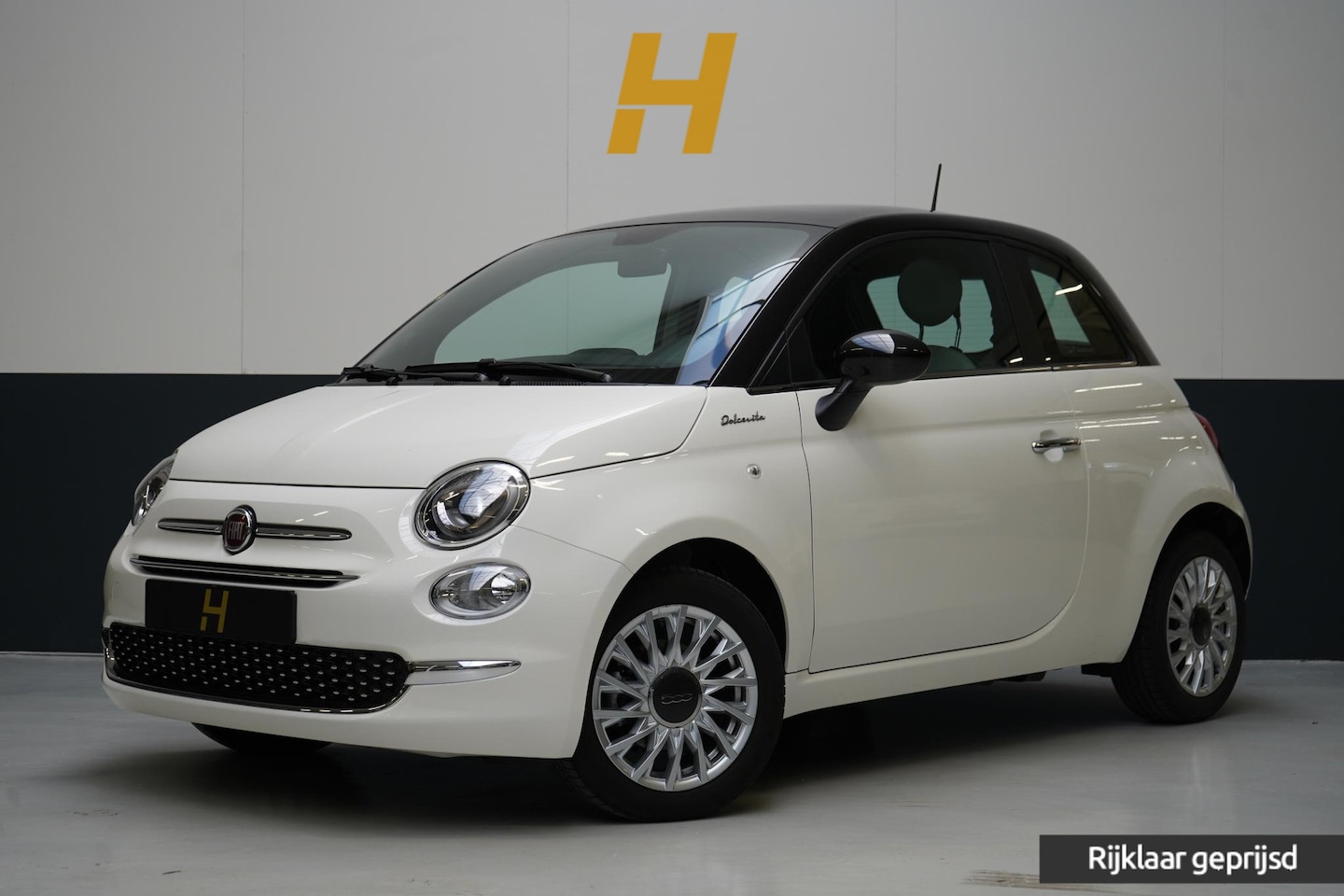 Fiat 500 - 1.0 Hybrid Dolcevita | Carplay | Climate control | Cruise control | Panoramadak - AutoWereld.nl