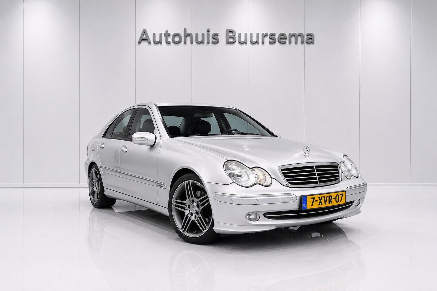 Mercedes-Benz C-klasse - 200 K. Elegance | Automaat | 115.000 KM | - AutoWereld.nl