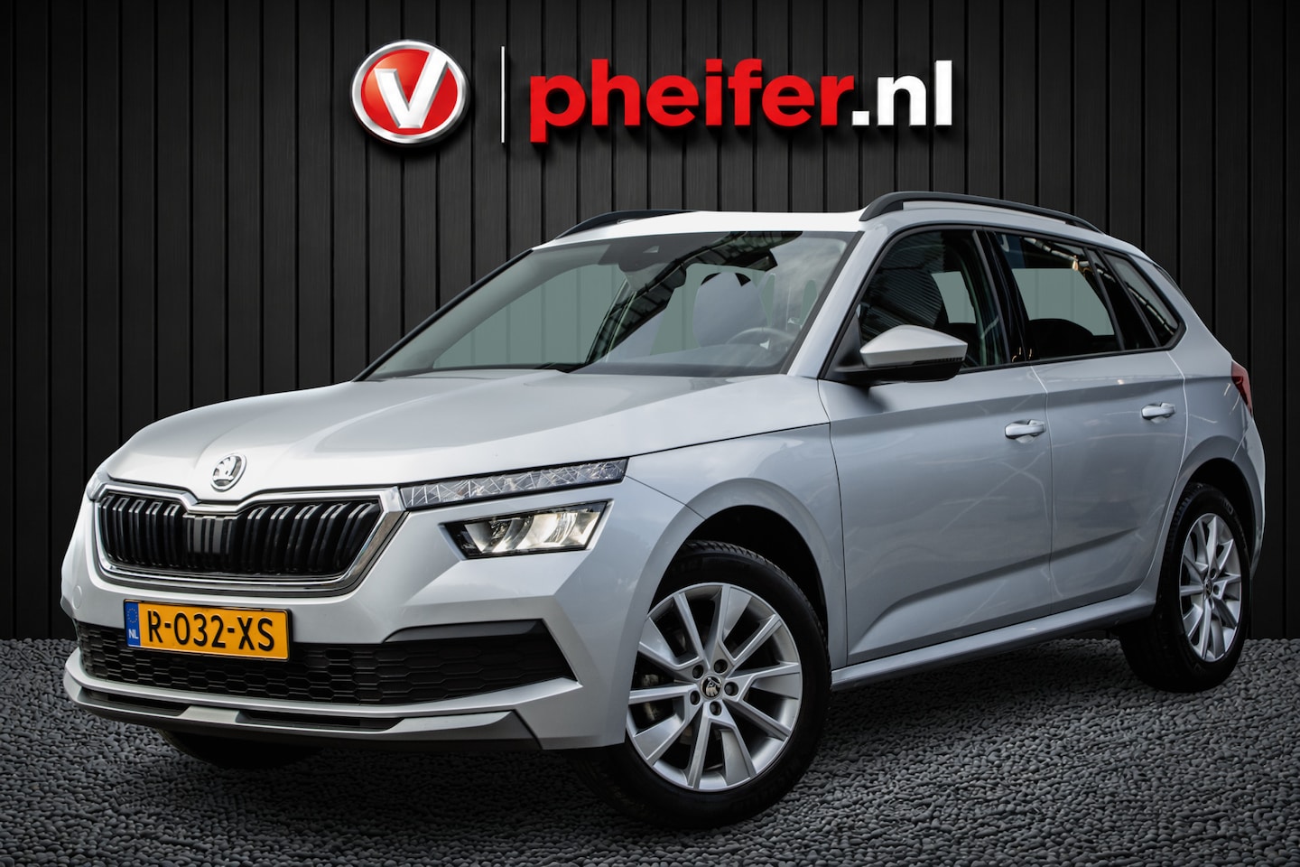 Skoda Kamiq - 1.0 TSI 110pk Ambition Virtual cockpit/ Navigatie/ Carplay/ Lmv/ Climate control/ Cruise c - AutoWereld.nl