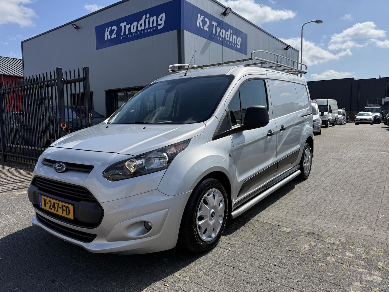 Ford Transit Connect - 1.5 TDCI L2 Trend 3 zits Euro-6 Imperiaal Trekhaak - AutoWereld.nl
