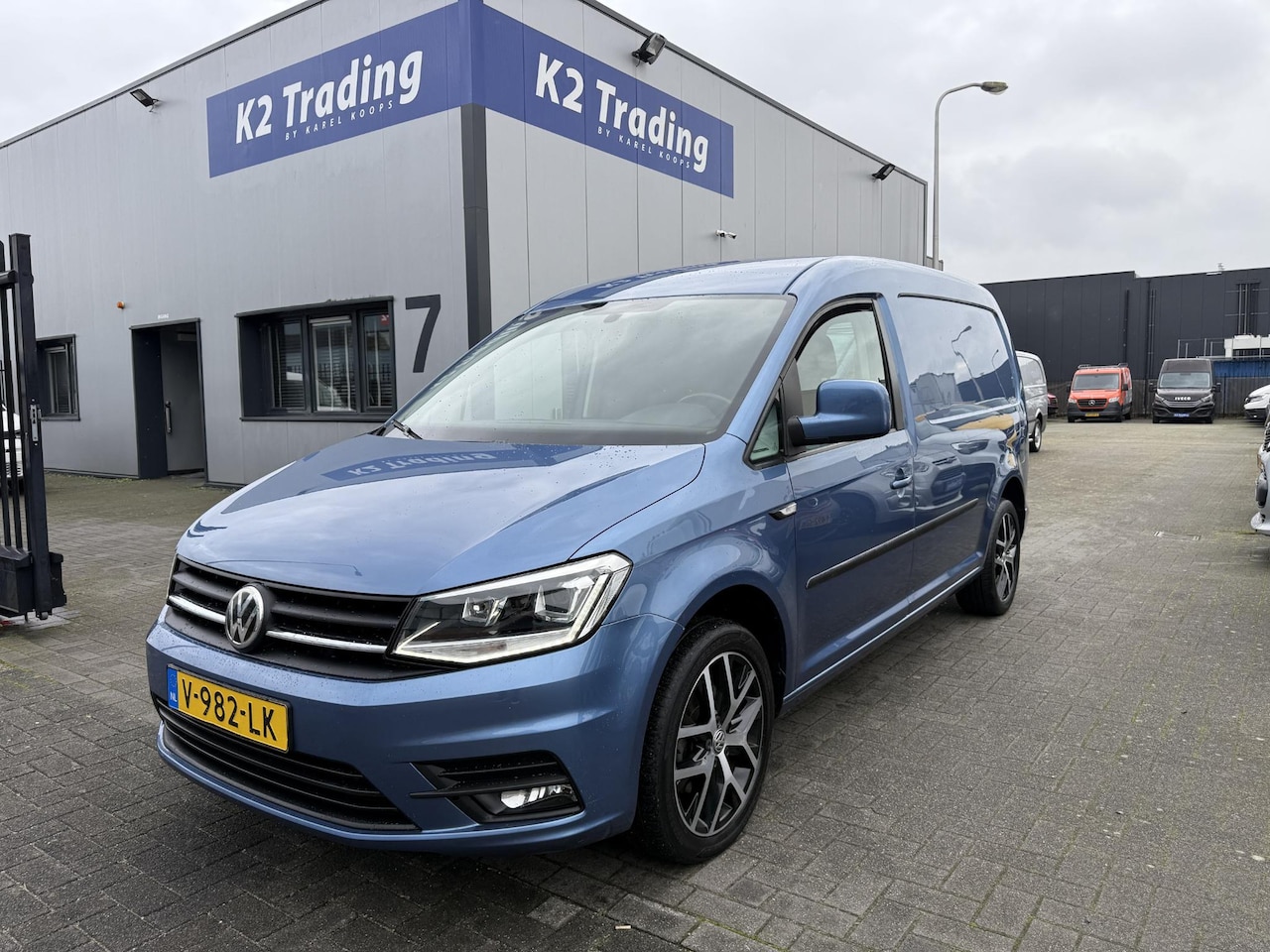 Volkswagen Caddy Maxi - 2.0 TDI L2H1 BMT Highline Euro 6 DSG Alcantara NAVI APPLE CARPLAY - AutoWereld.nl