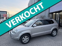 Hyundai Tucson - 2.0i Style AIRCO CRUISE TREKHAAK NAP INRUIL MOGELIJK