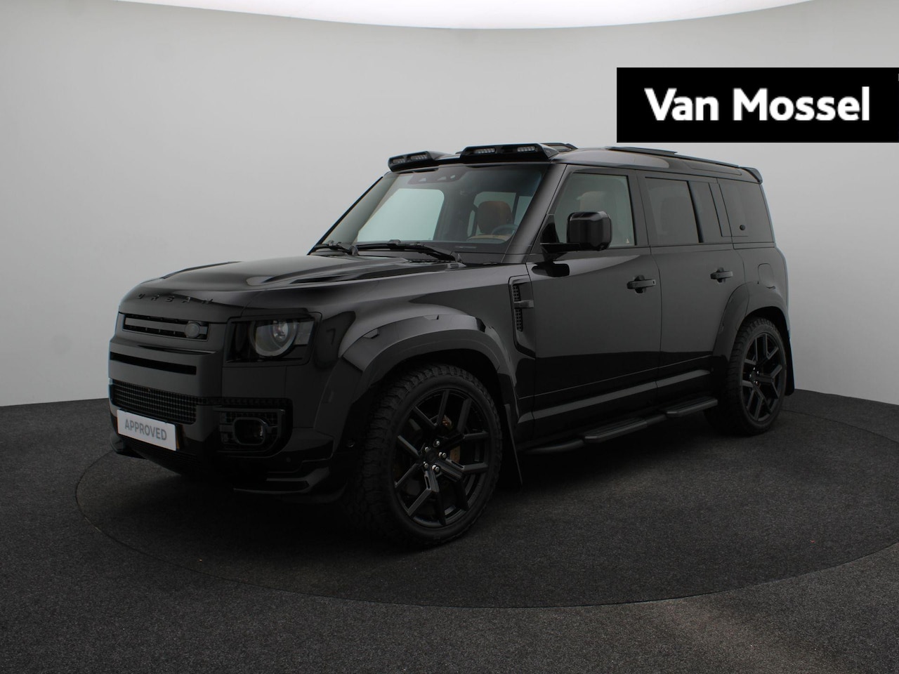 Land Rover Defender - P300e X-dynamic SE | Urban uitgevoerd | 22" | Panoramisch Schuifdak | Elek. Trekhaak | Cle - AutoWereld.nl