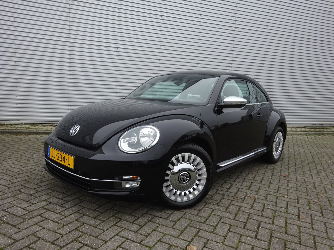 Volkswagen Beetle - 1.4 TSI Sport Climate / Cruise / Elektr. ramen / Stoelverw. / Parkeers. / Lm velgen - AutoWereld.nl