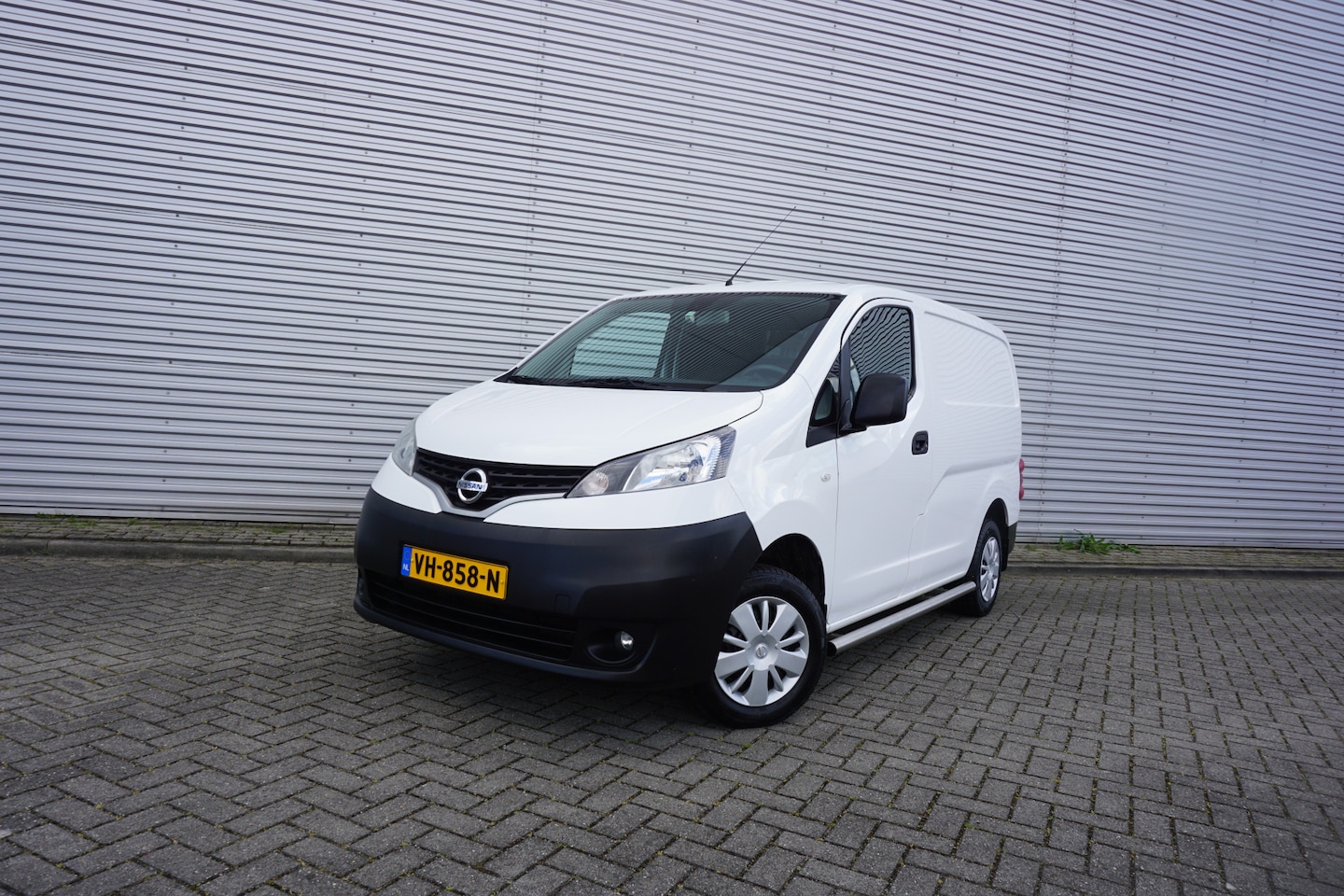 Nissan NV200 - 1.6 Business MARGE - 1e Eigenaar / Airco / Cruise / Elektr. ramen / Trekhaak / NAP - AutoWereld.nl