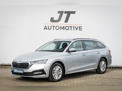 Skoda Octavia - 1.5 150pk e-TSI Bns Edition Elektrische trekhaak | PDC | Camera | Elektrische achterklep |