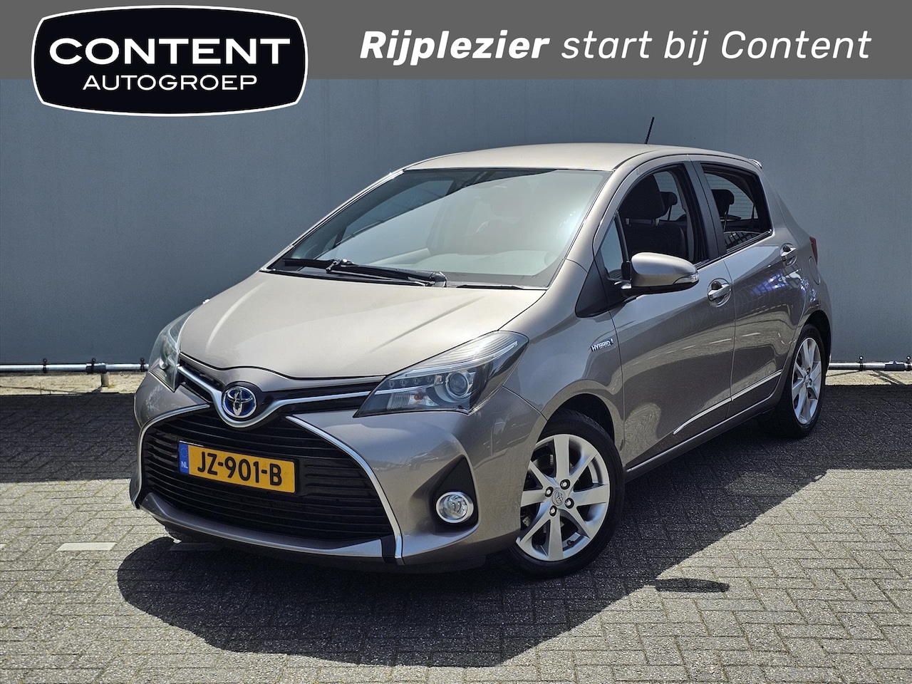 Toyota Yaris - 1.5 Full Hybrid 100pk 5D Aut Dynamic - AutoWereld.nl