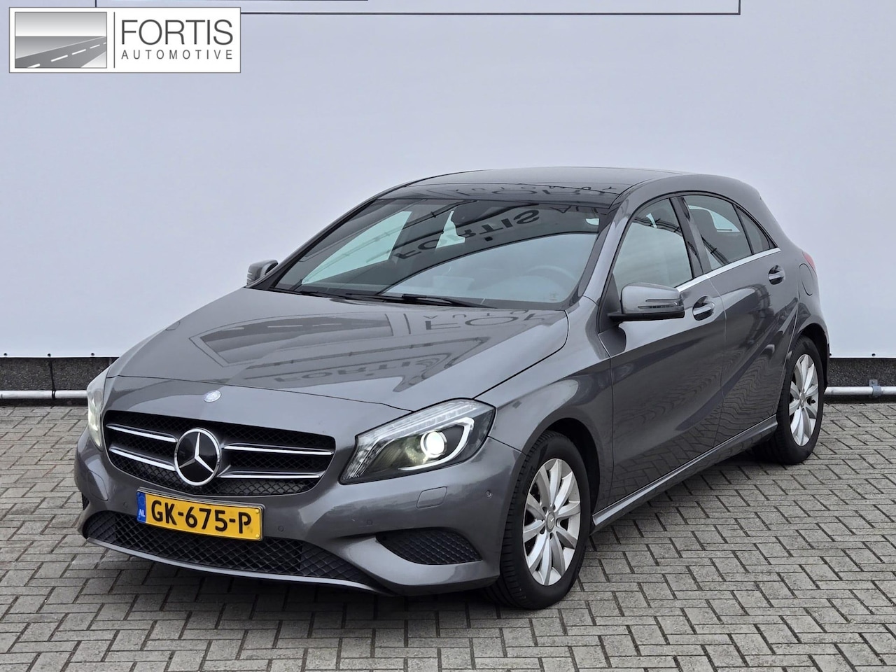 Mercedes-Benz A-klasse - 180 Ambition NL-AUTO | PANODAK | - AutoWereld.nl