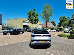 Volkswagen ID.4 - GTX 4Motion 77 kWh 1e Eig. Sport NAP NL CarPlay LED Trekhaak Camera BTW Auto SUV