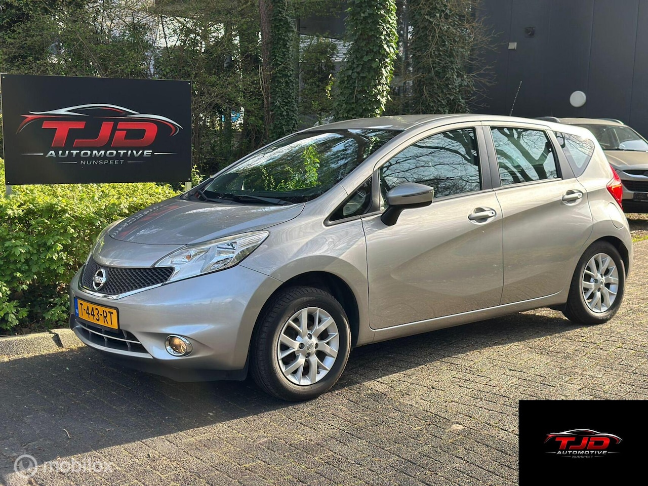 Nissan Note - 1.2 Connect Edition 1.2 Connect Edition, navi, AC, Cruise Control - AutoWereld.nl