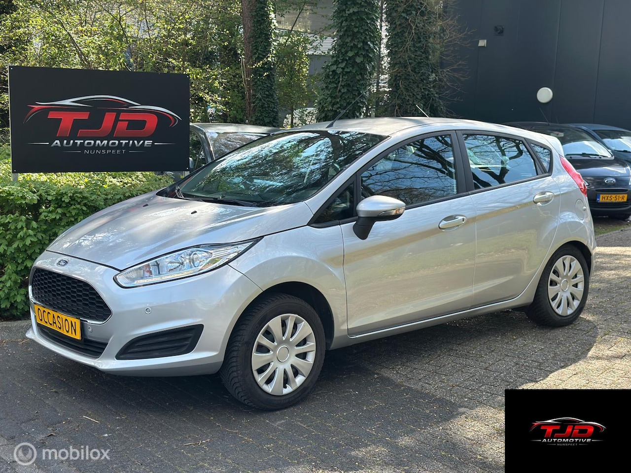 Ford Fiesta - 1.0 ecoboost pdc , NAVI, LED, AC - AutoWereld.nl