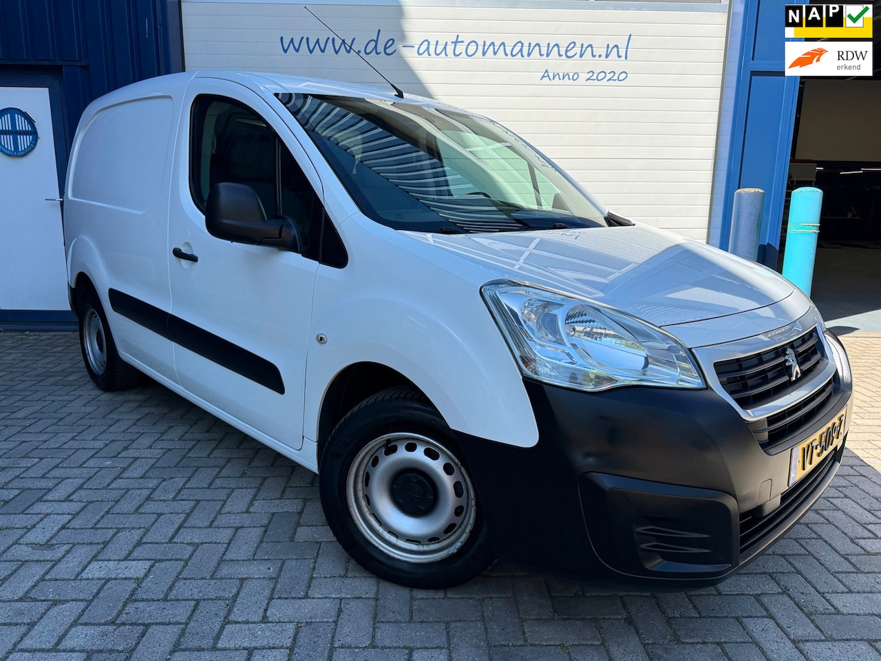 Peugeot Partner - 120 1.6 HDi 75pk / AIRCO / TREKHAAK / 1e EIGENAAR / APK 03-2027 - AutoWereld.nl
