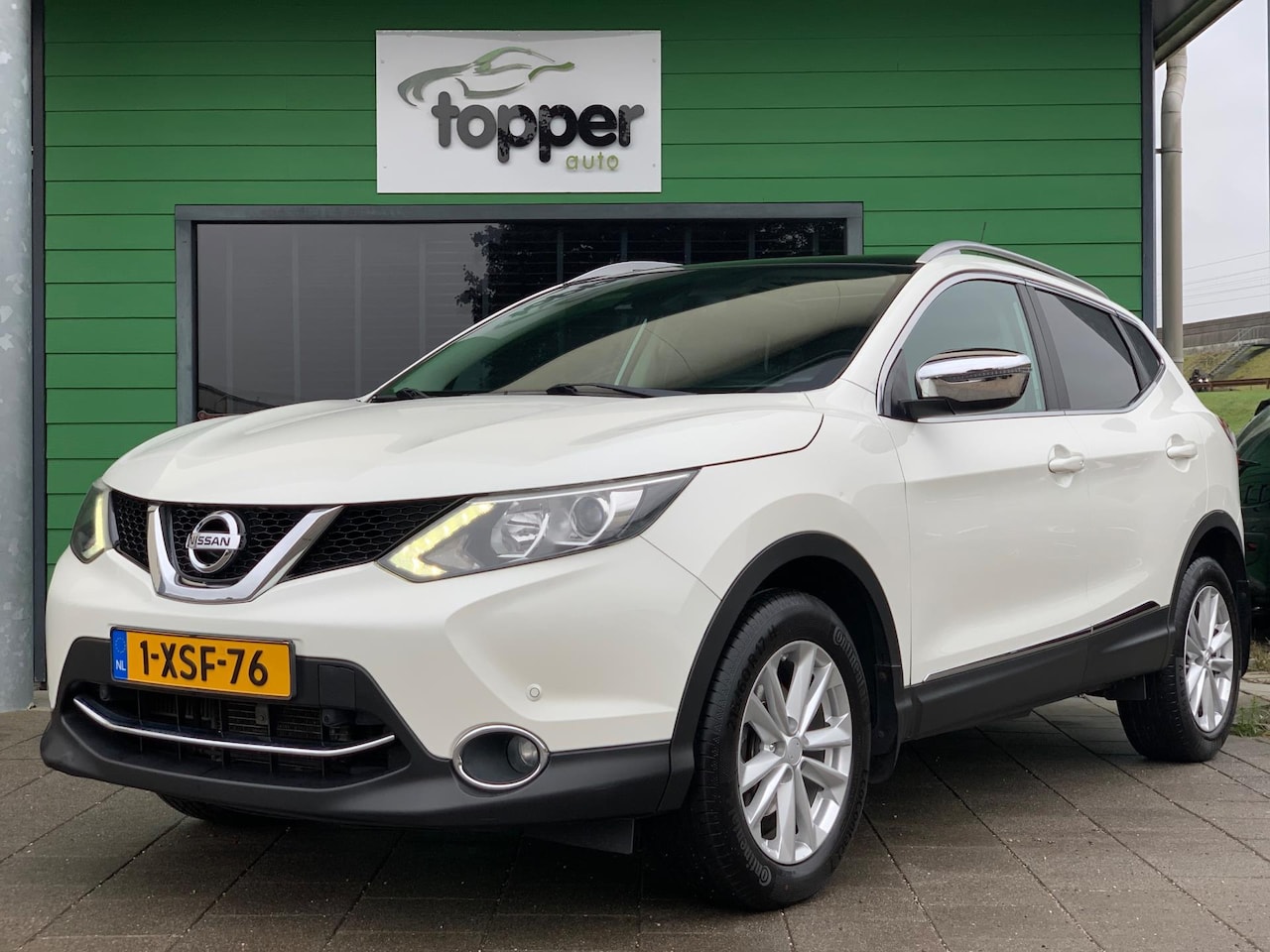 Nissan Qashqai - 1.2 Connect Edition | Automaat | Camera | Panoramadak | - AutoWereld.nl