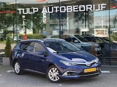 Toyota Auris - 1.8 Hybrid Executive 2017 Navi clima camera