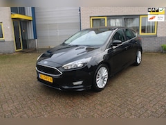 Ford Focus - 1.0 Titanium | cruise | navi | parkeersensoren