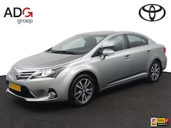 Toyota Avensis - 1.8 VVTi Dynamic Business | Trekhaak | Alcantara Bekleding | Licht en Regensensor | Keyles