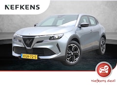 Alfa Romeo Junior - Elettrica 54 kWh | Apple Carplay / Android Auto | Parkeersensoren achter | Adaptieve Cruis