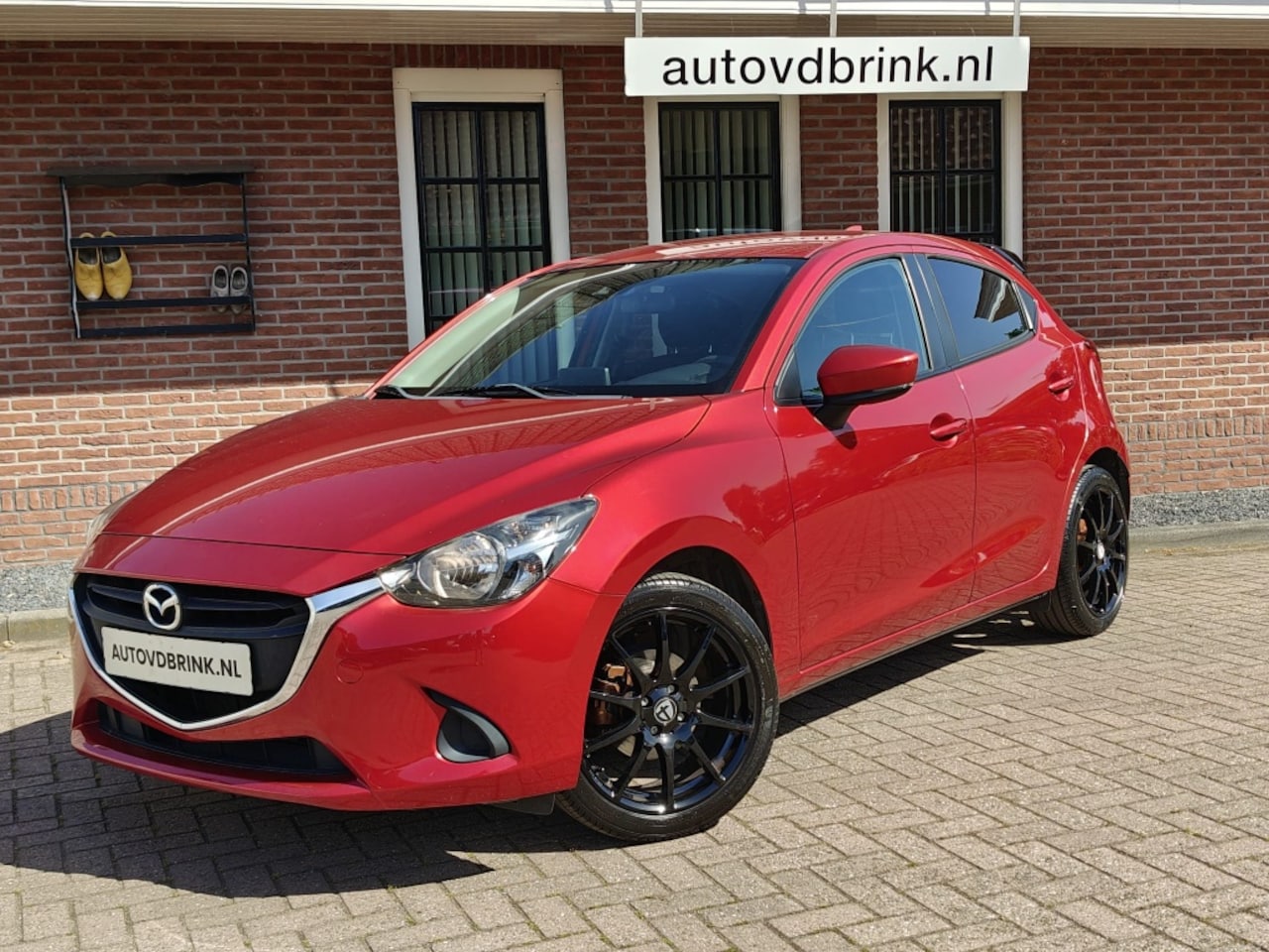 Mazda 2 - 1.5 Skyactiv-G S 1.5 Skyactiv-G S, STOELVERWARMING / CLIMATE CONTROL - AutoWereld.nl