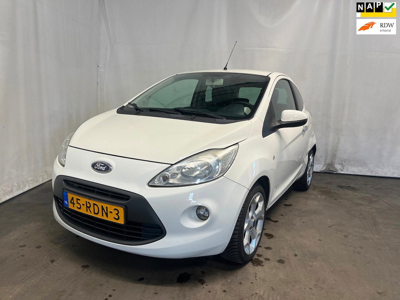Ford Ka - 1.2 Titanium X start/stop - Linker Zijschade - AutoWereld.nl