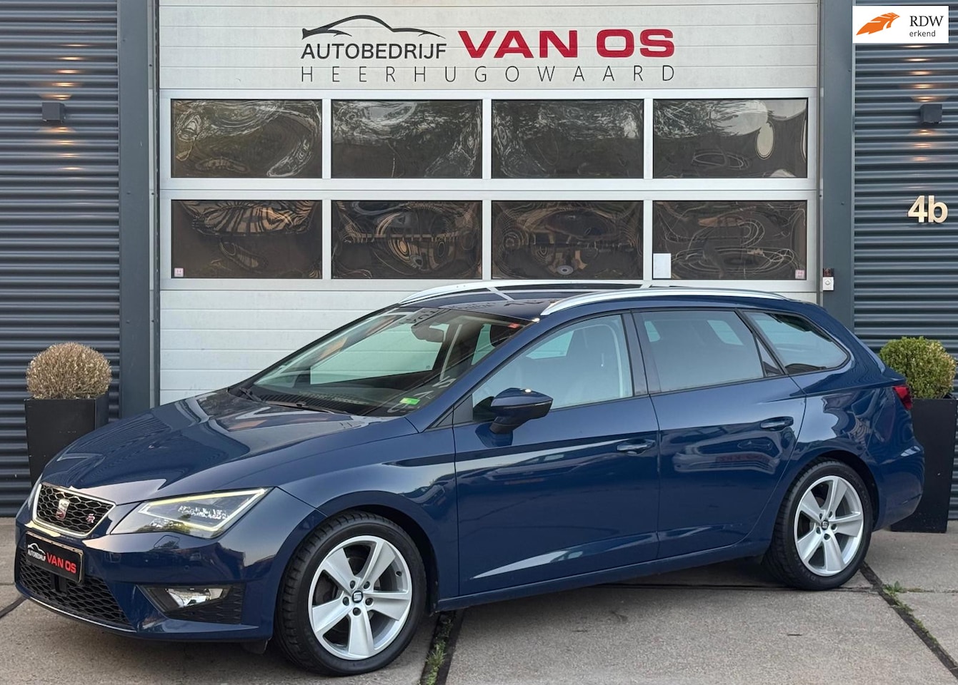 SEAT Leon ST - 1.4 EcoTSI FR l Automaat l Trekhaak l Camera l FR l - AutoWereld.nl
